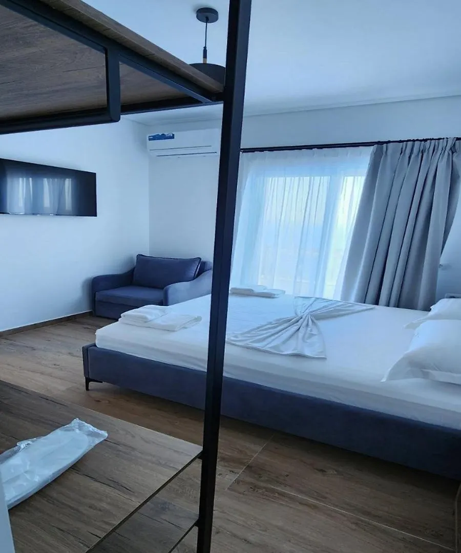 Hotel Lbc Sarandë 4*,