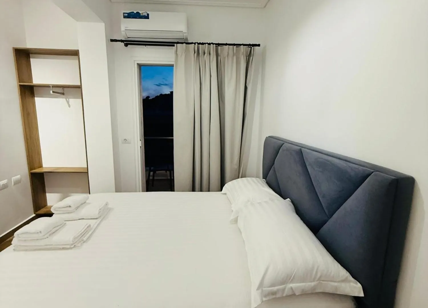 Hotel Lbc Sarandë 阿尔巴尼亚
