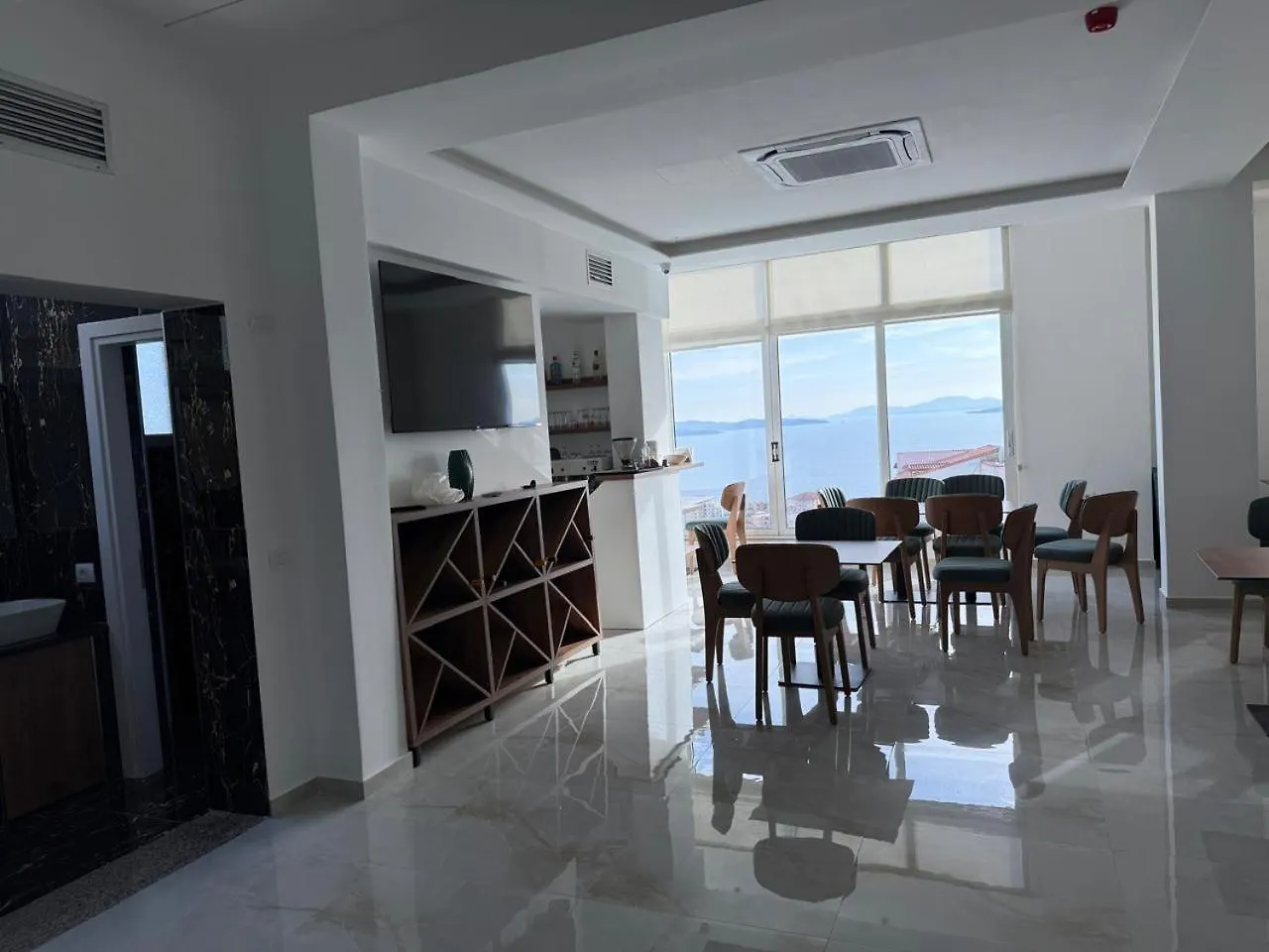 Hotel Lbc Sarandë